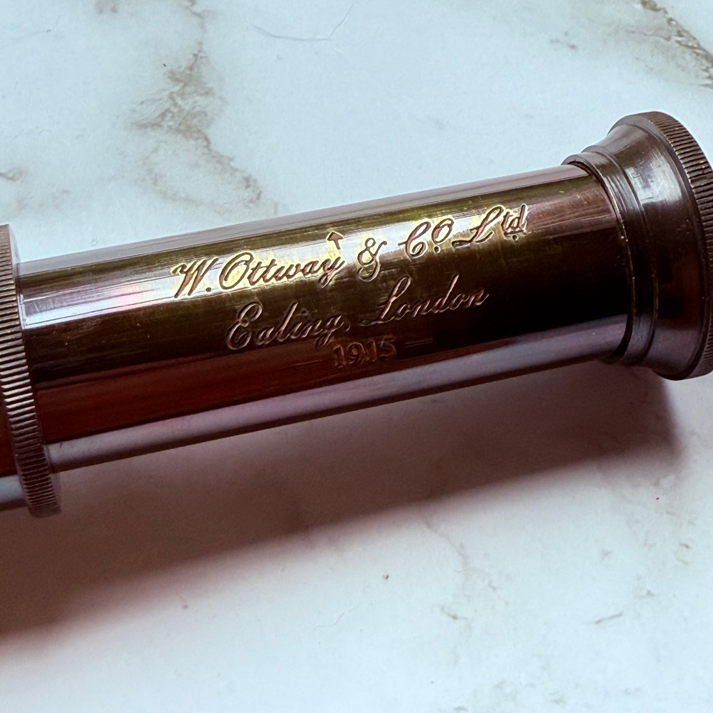 Spyglass with Box Carrier
