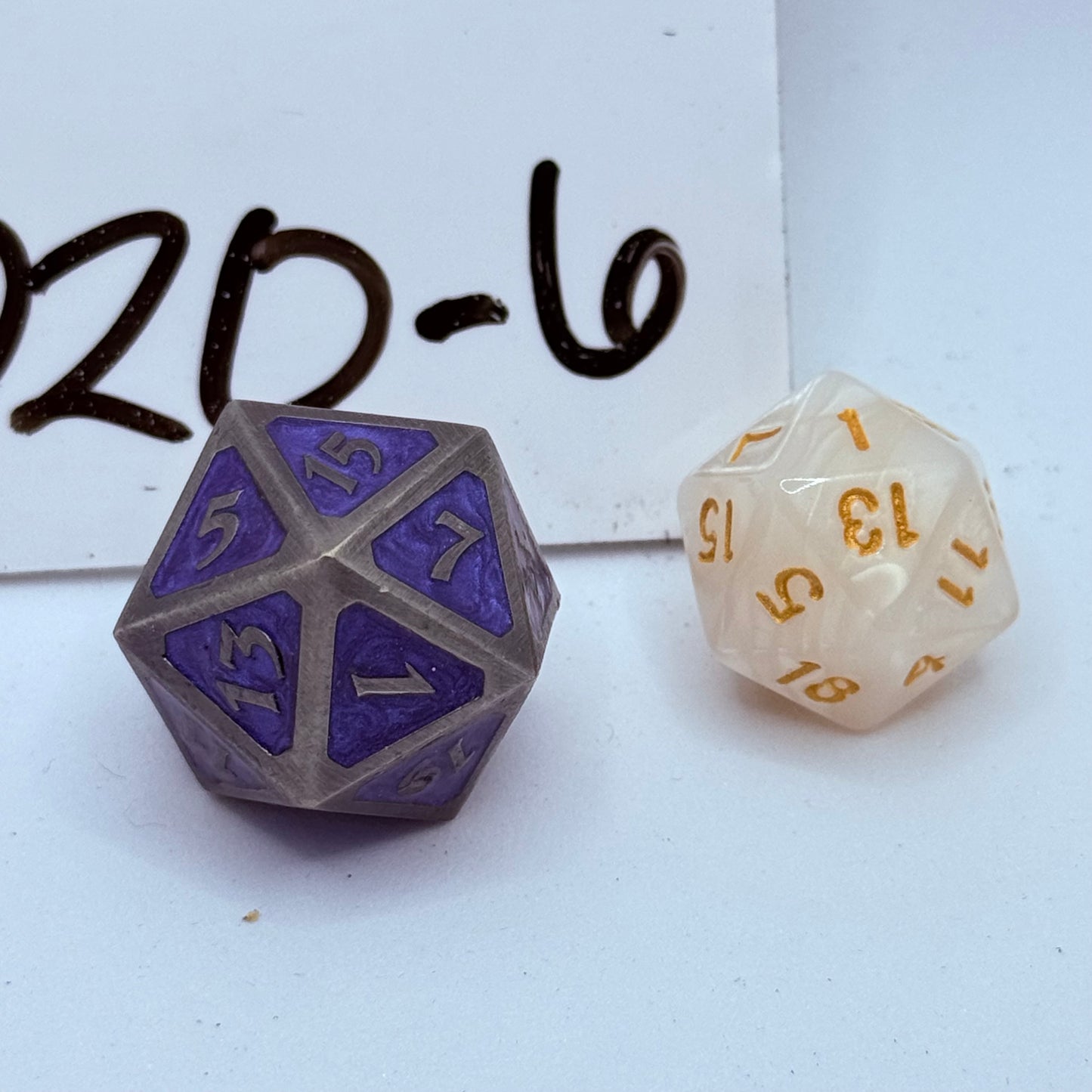 D20-6 Oversized Metal D20