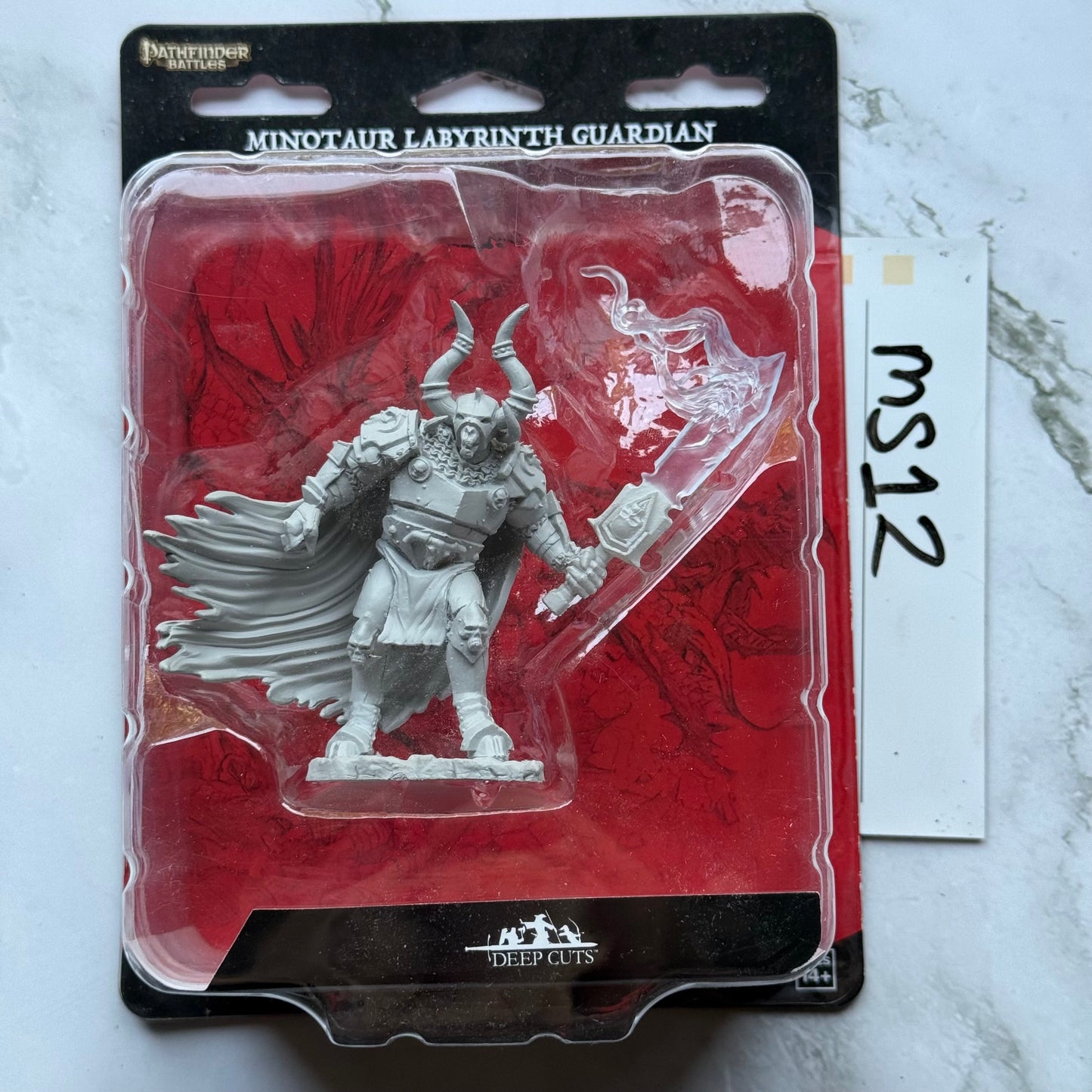 Rue Auction Item