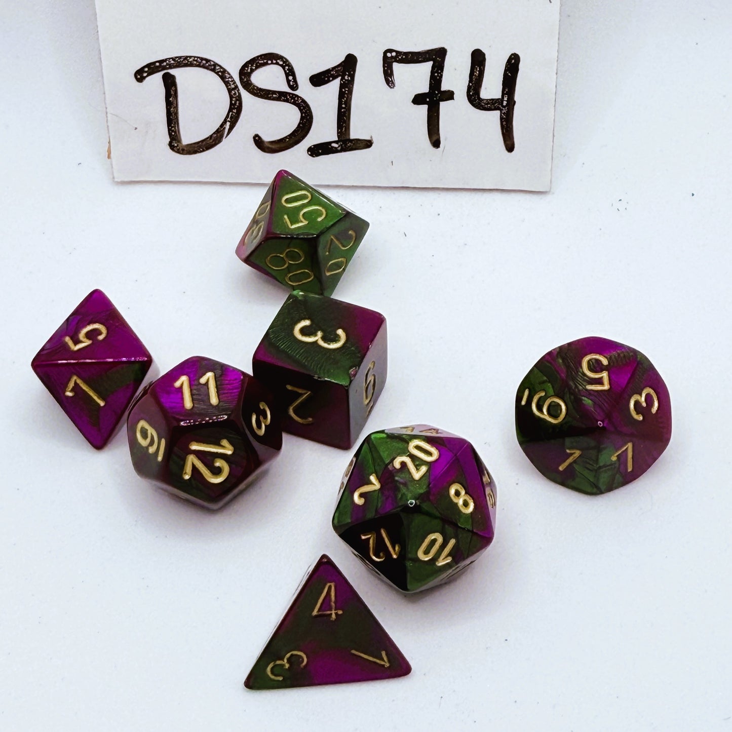 Rue Auction Item
